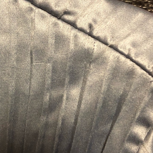 Sunny Taylor Polyester Satin Accordion Pleated Top- 489 $20 or $15 w/offer - Picture 3 of 5